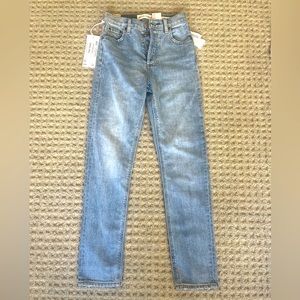 ARITZIA JEANS